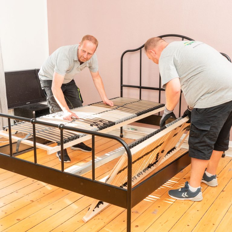 Robert Transport · Umzüge und Entrümpelungen im Kreis Minden-Lübbecke · Möbelmontage